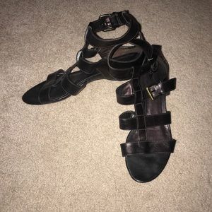 Kenneth Cole sandals in dark brown size 7